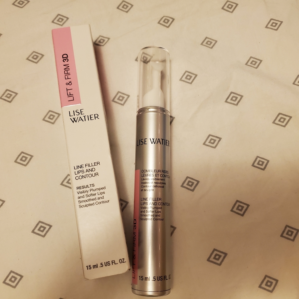 Lise watier line filler lips and contour